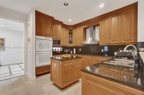 19413 38th Court Sunny Isles Beach FL 33160