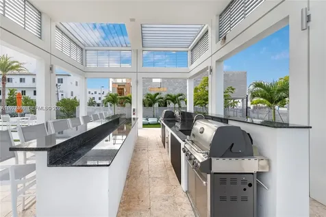 6410 NW 102nd Path Doral FL 33178