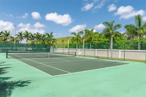 6410 NW 102nd Path Doral FL 33178