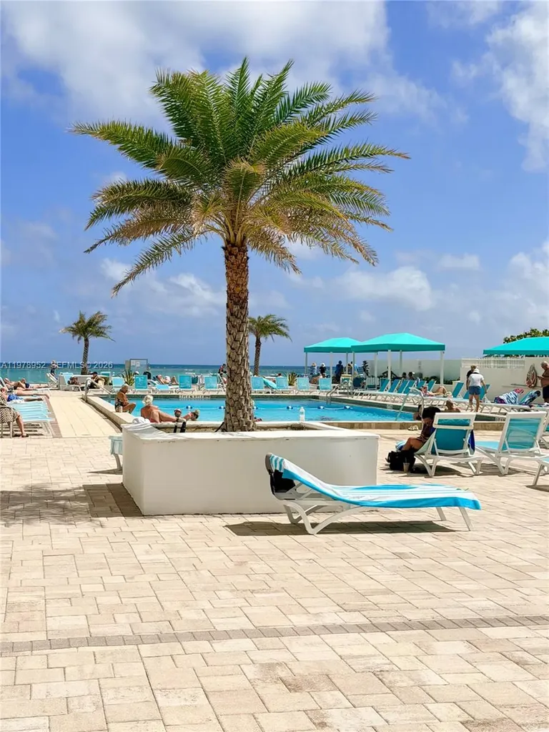 3725 S Ocean Drive Hollywood FL 33019
