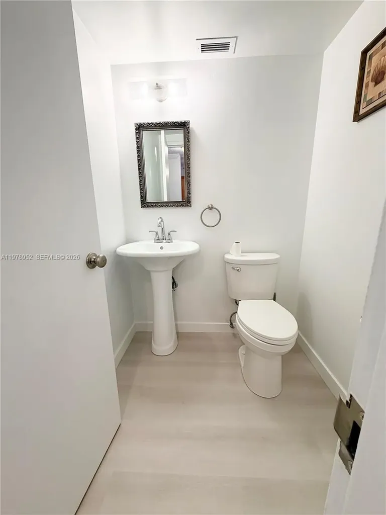 3725 S Ocean Drive Hollywood FL 33019