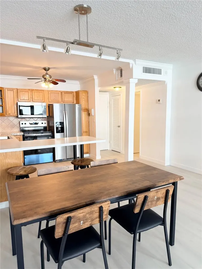 3725 S Ocean Drive Hollywood FL 33019