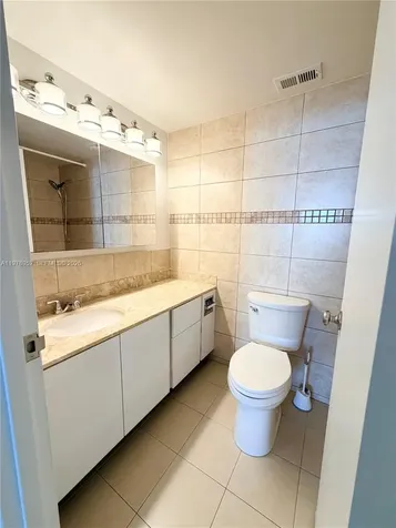 3725 S Ocean Drive Hollywood FL 33019