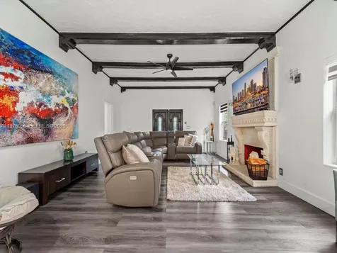 37 NW 47th Terrace Miami FL 33127