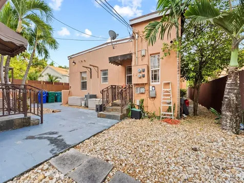 37 NW 47th Terrace Miami FL 33127