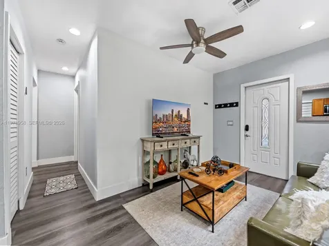 37 NW 47th Terrace Miami FL 33127