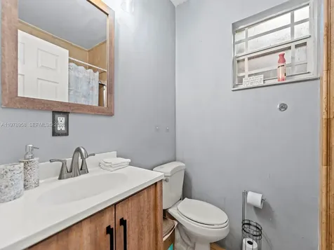 37 NW 47th Terrace Miami FL 33127