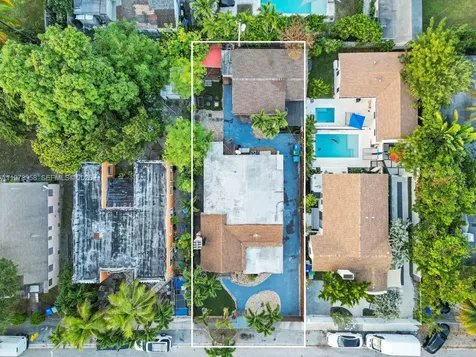37 NW 47th Terrace Miami FL 33127