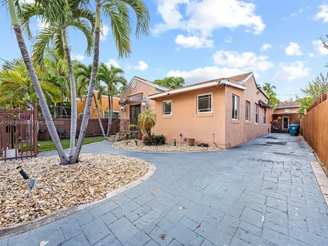 37 NW 47th Terrace Miami FL 33127