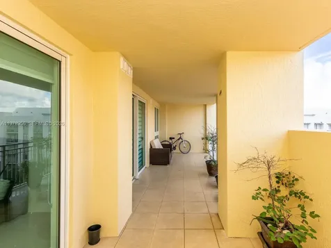 7350 SW 89th Street Miami FL 33156