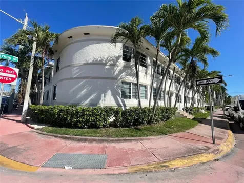 8345 Byron Avenue Miami Beach FL 33141