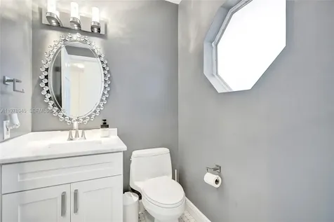 3703 NW 91st Lane Sunrise FL 33351