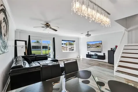 3703 NW 91st Lane Sunrise FL 33351