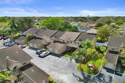 3703 NW 91st Lane Sunrise FL 33351