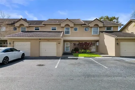 3703 NW 91st Lane Sunrise FL 33351