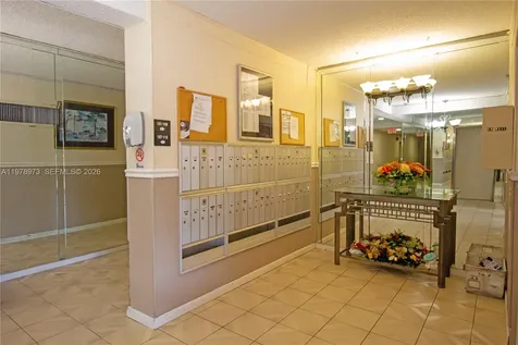 8280 SW 24th Street North Lauderdale FL 33068