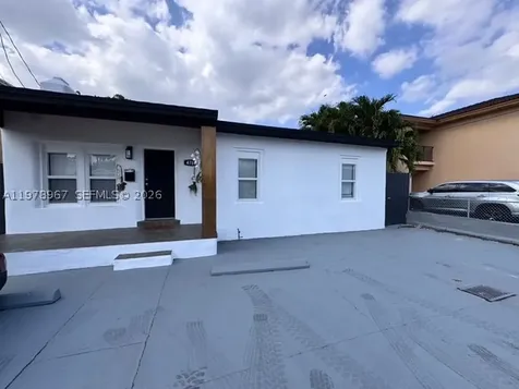 4783 NW Flagler Terrace Miami FL 33126