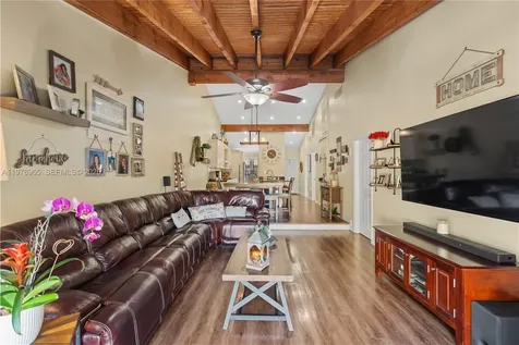 10301 Laurel Court Pembroke Pines FL 33026