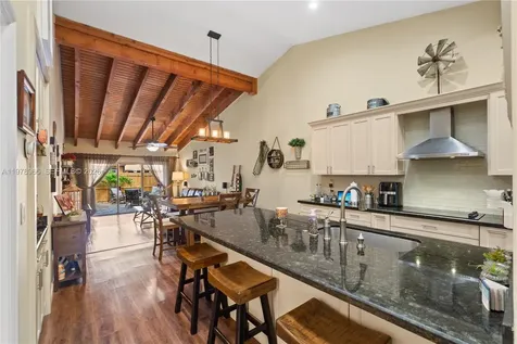 10301 Laurel Court Pembroke Pines FL 33026
