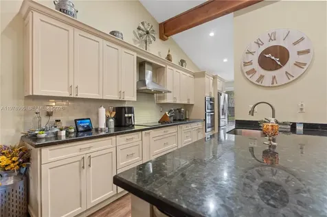 10301 Laurel Court Pembroke Pines FL 33026