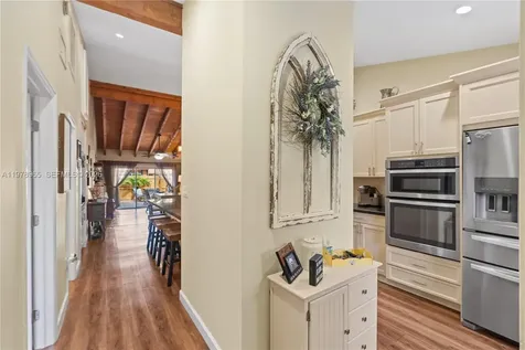 10301 Laurel Court Pembroke Pines FL 33026