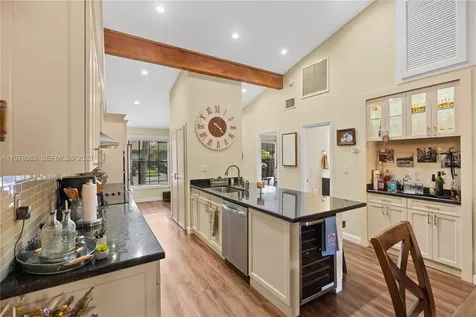 10301 Laurel Court Pembroke Pines FL 33026