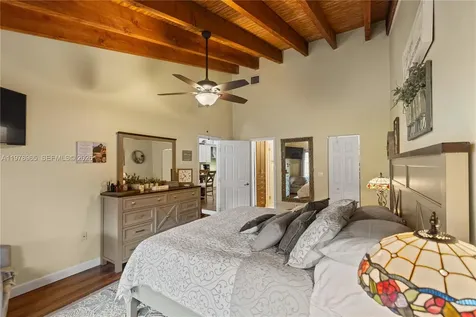 10301 Laurel Court Pembroke Pines FL 33026