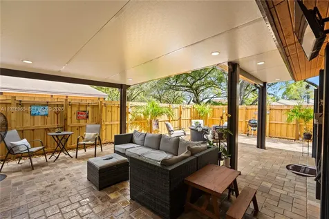 10301 Laurel Court Pembroke Pines FL 33026