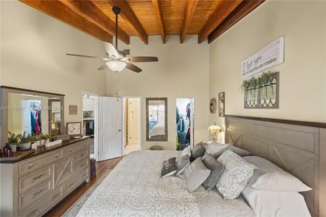 10301 Laurel Court Pembroke Pines FL 33026