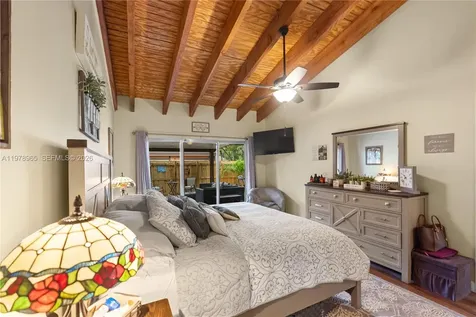 10301 Laurel Court Pembroke Pines FL 33026