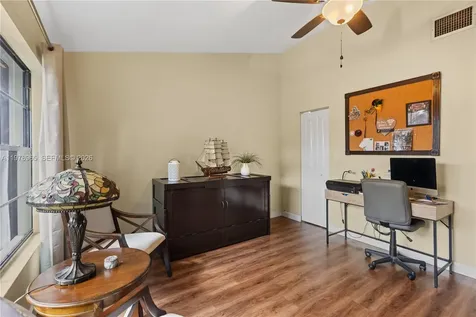 10301 Laurel Court Pembroke Pines FL 33026