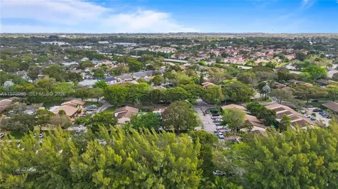 10301 Laurel Court Pembroke Pines FL 33026