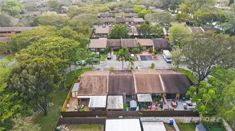 10301 Laurel Court Pembroke Pines FL 33026