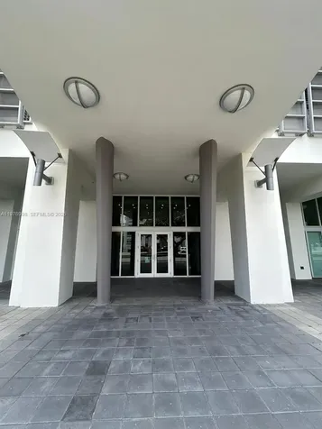 2525 SW 3rd Avenue Miami FL 33129