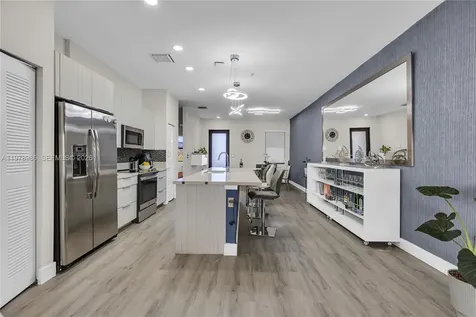 7925 NW 104th Avenue Doral FL 33178