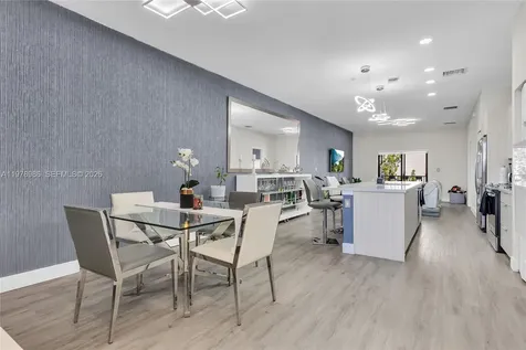 7925 NW 104th Avenue Doral FL 33178
