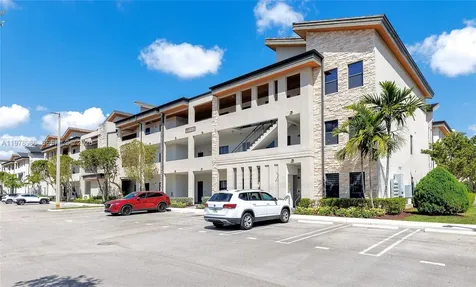 7925 NW 104th Avenue Doral FL 33178