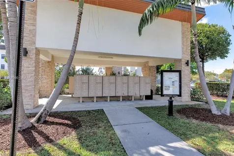 7925 NW 104th Avenue Doral FL 33178