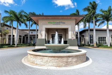7925 NW 104th Avenue Doral FL 33178