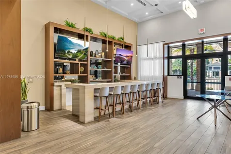 7925 NW 104th Avenue Doral FL 33178