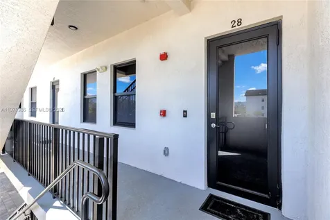 7925 NW 104th Avenue Doral FL 33178