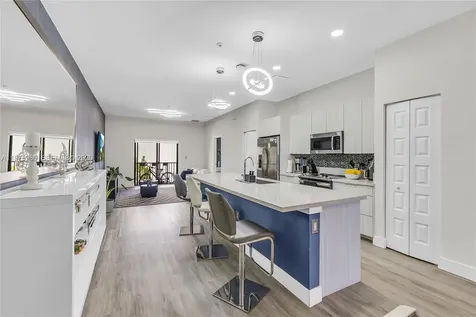 7925 NW 104th Avenue Doral FL 33178