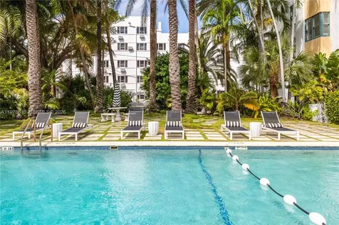 2445 Lake Pancoast Drive Miami Beach FL 33140