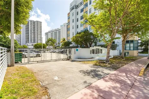 2445 Lake Pancoast Drive Miami Beach FL 33140