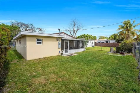 2048 NE 180th Street North Miami Beach FL 33162