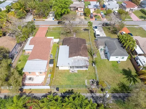2048 NE 180th Street North Miami Beach FL 33162
