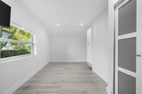 1262 SW 15th Terrace Miami FL 33145