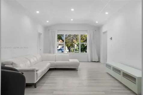 1262 SW 15th Terrace Miami FL 33145