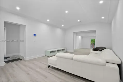 1262 SW 15th Terrace Miami FL 33145