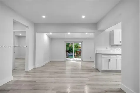 1262 SW 15th Terrace Miami FL 33145